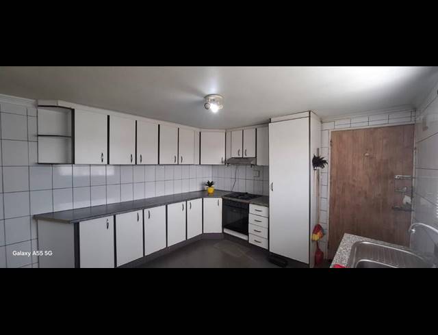 2 BEDROOM APARTMENT FOR SALE IN CLAYFIELD